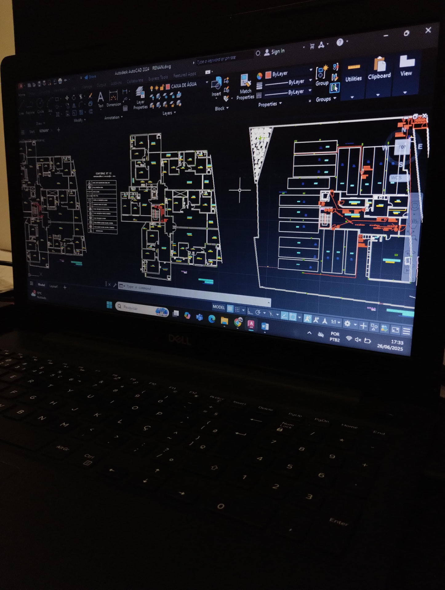 Projeto em AutoCAD — Plantas de PPCI desenvolvidas com precisão técnica.